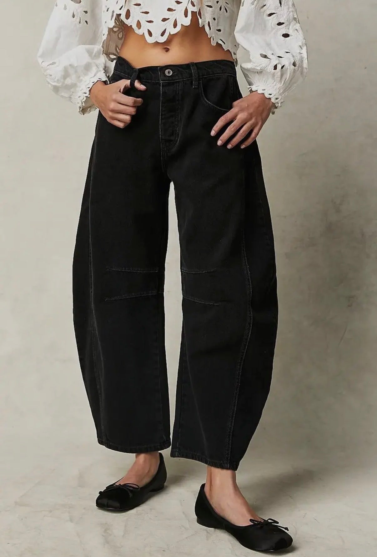 Lily Barrel Jeans