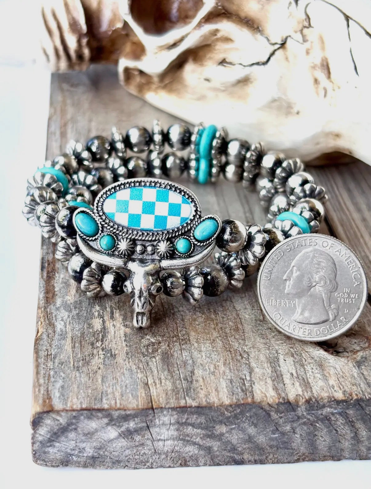 Steerhead checkered board stretch bracelet